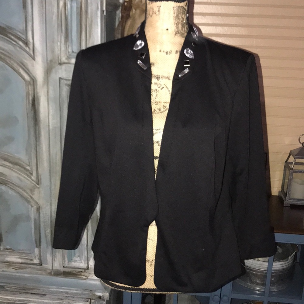 Black blazer very beautiful
